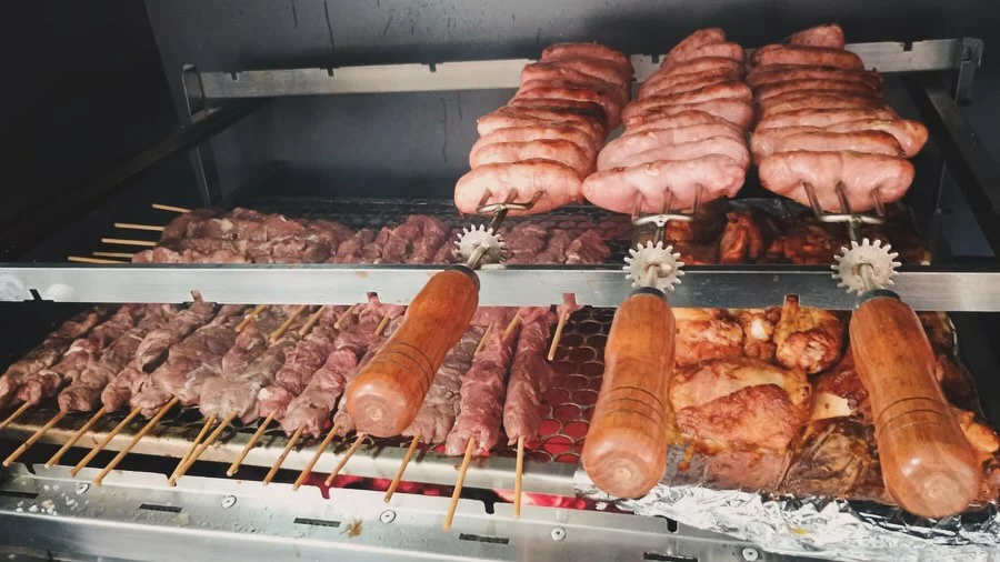 Churrasco e grelha no evento